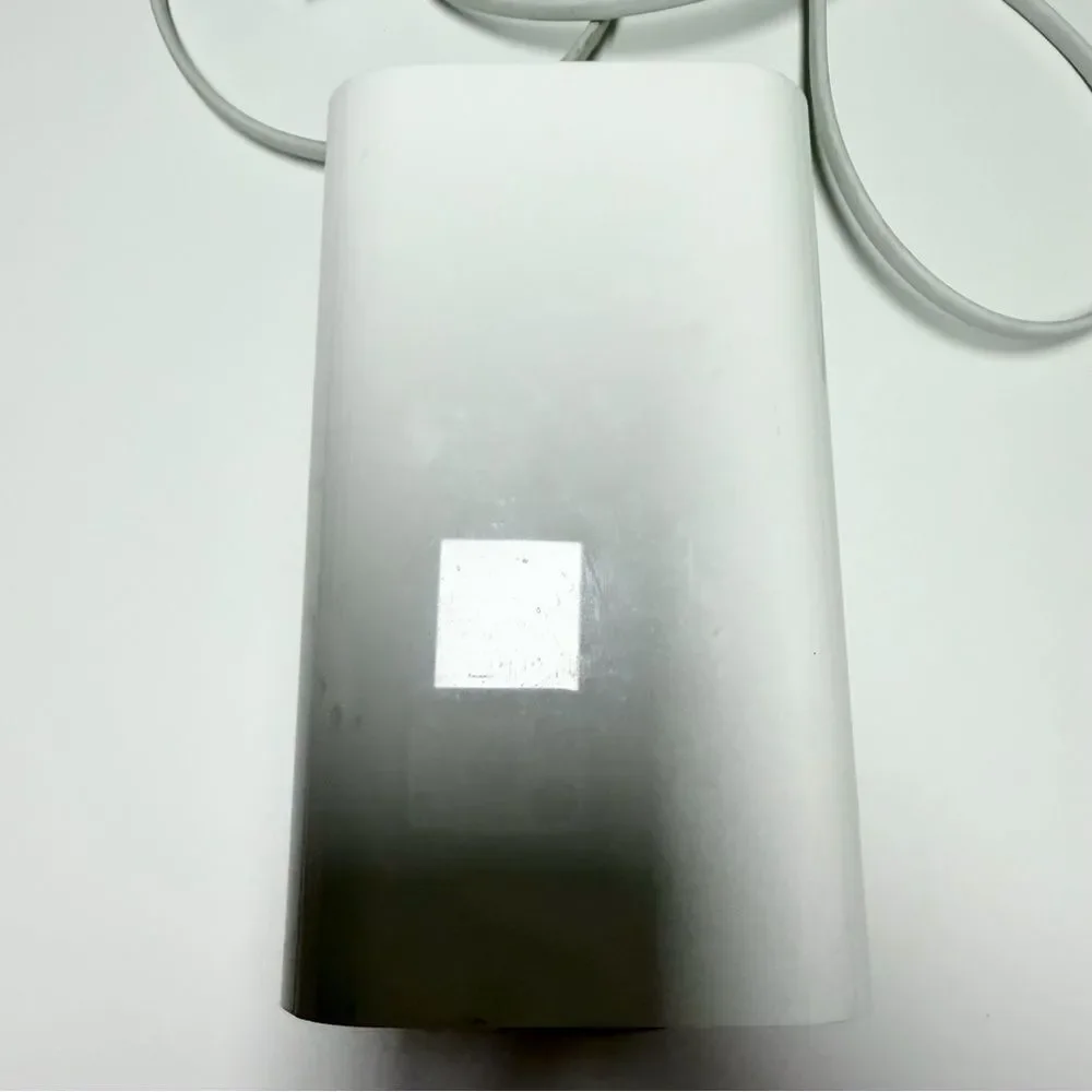 Apple AirPort Extreme Router 802.11ac A1521